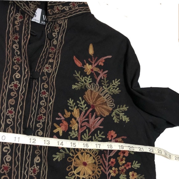 Embroidered folk jacket top - Picture 15 of 16
